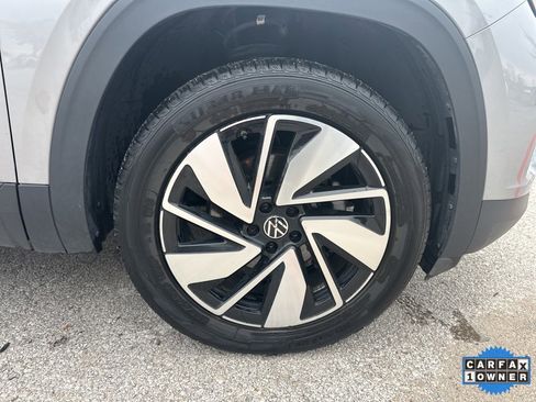 Used 2024 Volkswagen Atlas SE image 41