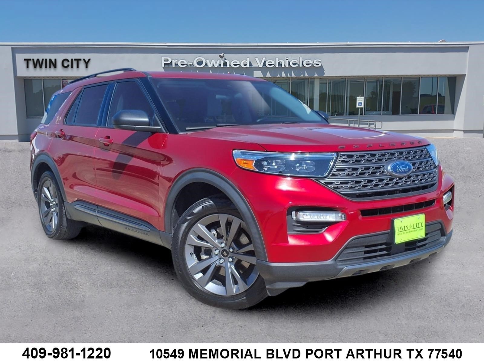 Used 2021 Ford Explorer XLT w/ Equipment Group 202A RWD image 1