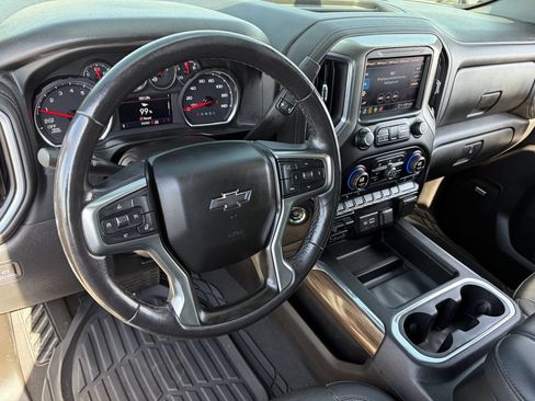 Used 2021 Chevrolet Silverado 1500 LT Trail Boss w/ Convenience Package II AWD/4WD image 22