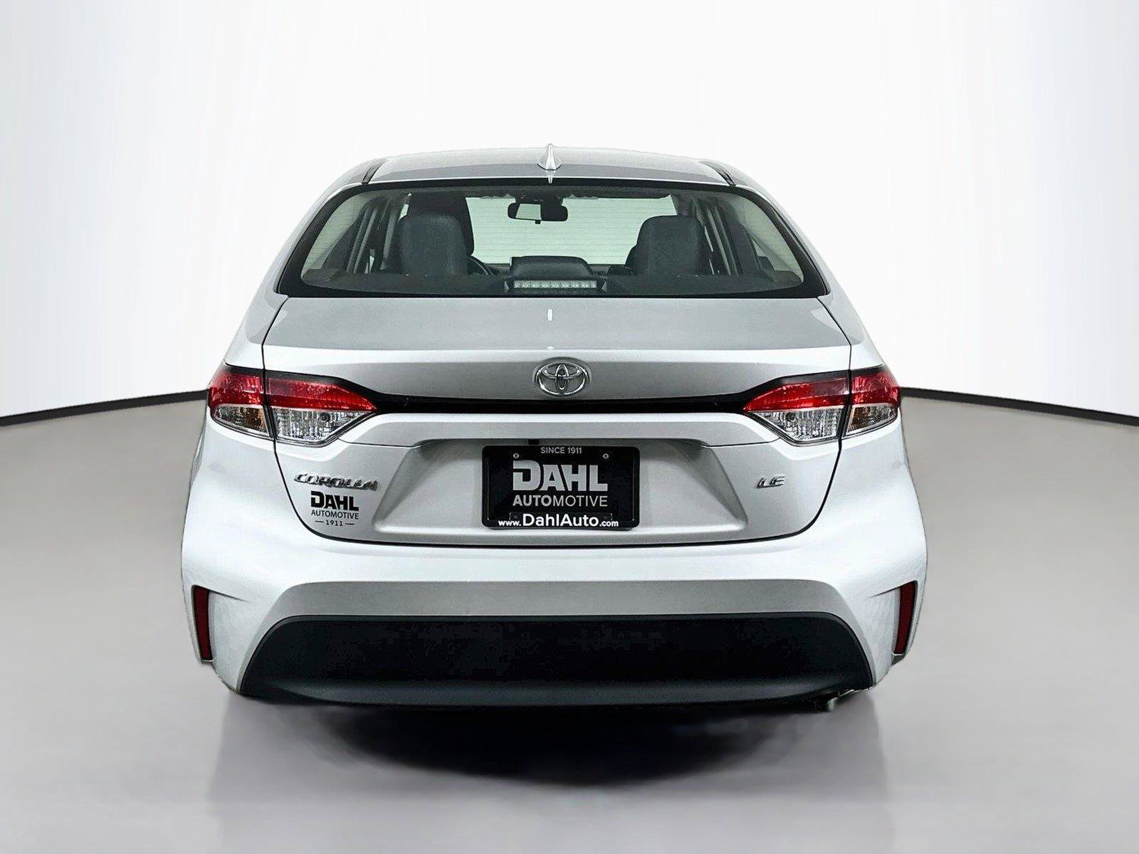 Used 2025 Toyota Corolla LE FWD image 12