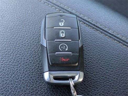 Used 2021 RAM 1500 Big Horn image 34