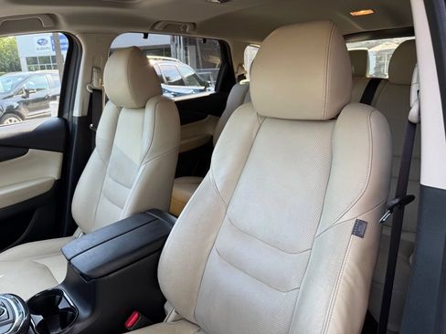 Used 2018 MAZDA CX-9 Touring w/ Touring Premium Package AWD/4WD image 19