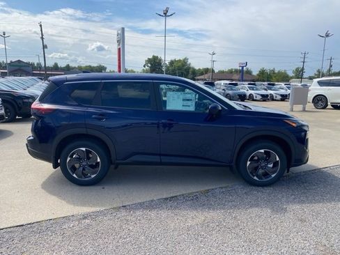 New 2026 Nissan Rogue SV w/ SV Premium Package image 7