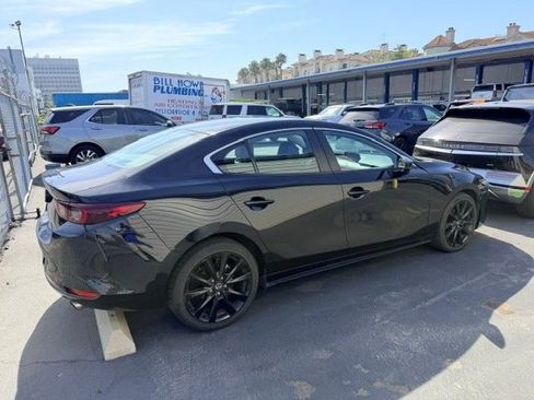 Used 2024 MAZDA MAZDA3 s FWD image 3