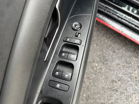 Used 2022 Hyundai Elantra N image 12