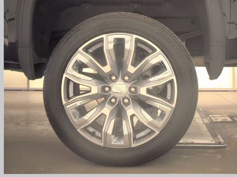 Used 2024 GMC Sierra 1500 Denali w/ Denali Reserve Package image 13