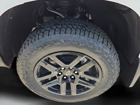 New 2026 Chevrolet Silverado 1500 Custom Trail Boss w/ LPO, Dark Essentials Package AWD/4WD image 28
