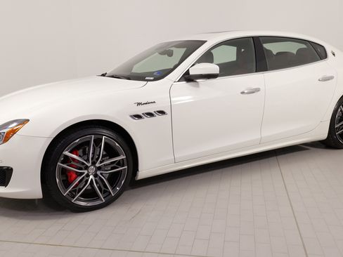 Used 2023 Maserati Quattroporte Modena image 4
