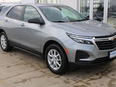 Used 2024 Chevrolet Equinox LS w/ LS Convenience Package