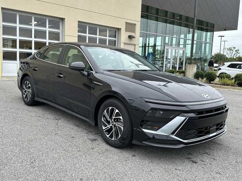 New 2026 Hyundai Sonata Blue image 2