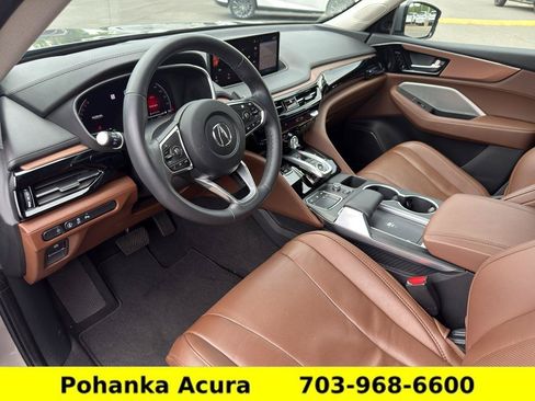 Used 2023 Acura MDX SH-AWD w/ Technology Package image 22