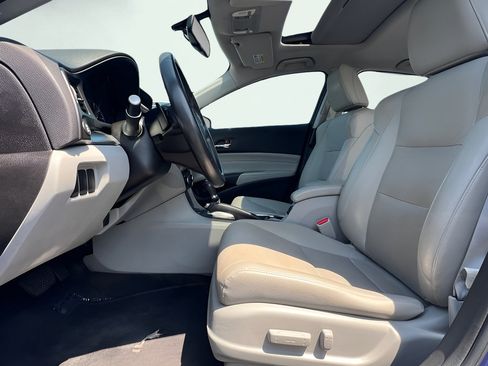 Used 2016 Acura ILX FWD image 19