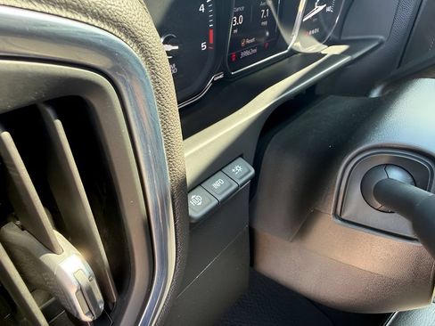 Used 2022 GMC Sierra 3500 Denali w/ Denali Ultimate Package AWD/4WD image 30