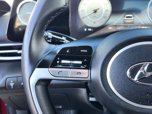 Certified 2023 Hyundai Elantra Limited w/ Cargo Package image 28