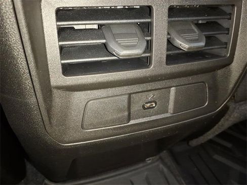 New 2026 GMC Canyon Elevation image 11