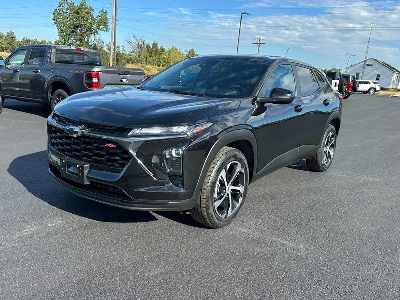 Used 2024 Chevrolet Trax RS FWD image 4