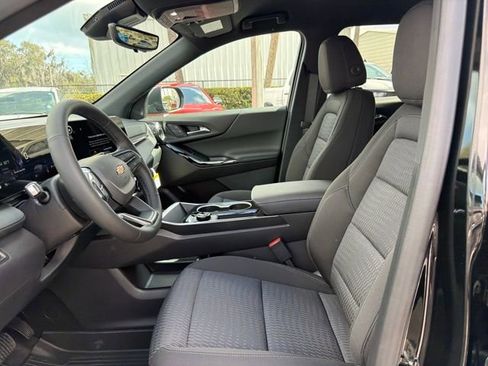 New 2026 Chevrolet Equinox LT w/ Safety and Technology Package FWD image 21