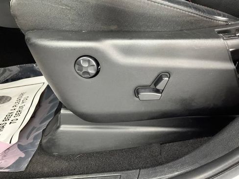 Used 2024 Dodge Durango GT RWD image 34