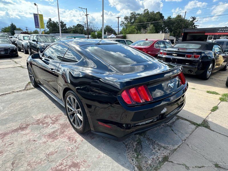 Used 2017 Ford Mustang Coupe RWD image 5