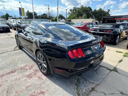 Used 2017 Ford Mustang Coupe RWD image 5