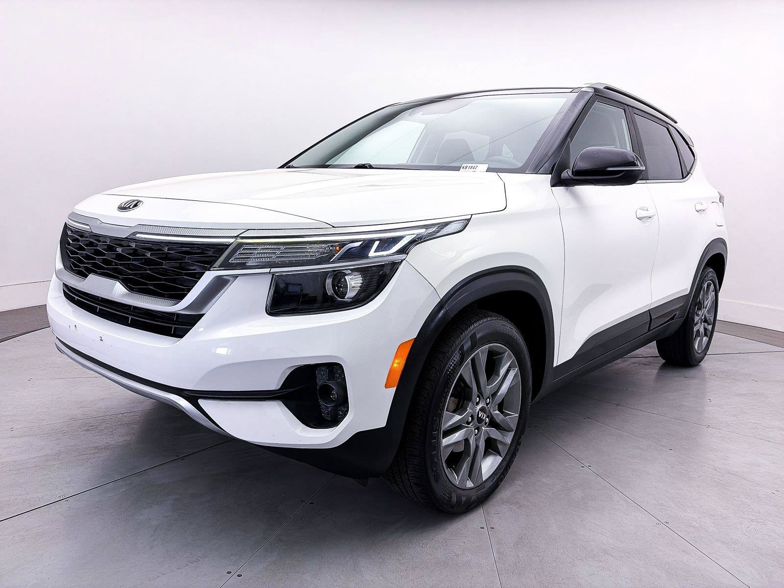 Used 2021 Kia Seltos S FWD image 14