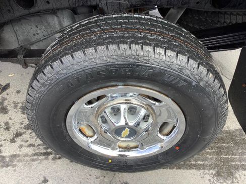 Used 2011 Chevrolet Silverado 2500 W/T image 22