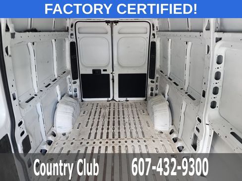 Used 2024 RAM ProMaster 2500 w/ Convenience Group FWD image 16