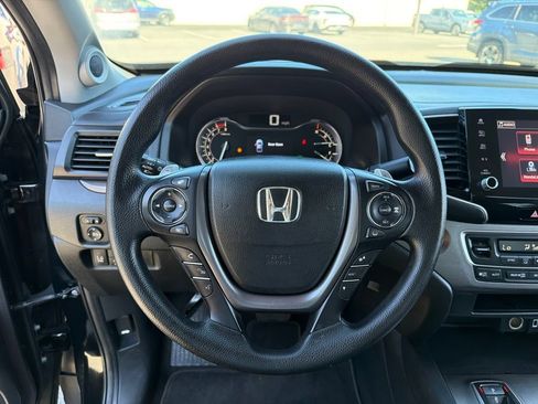 Used 2023 Honda Ridgeline Sport image 15