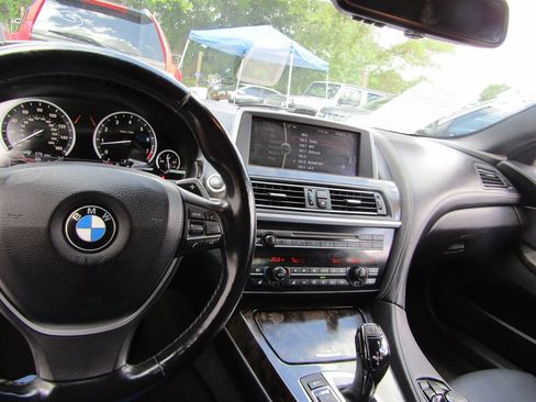 Used 2012 BMW 650i Convertible image 10