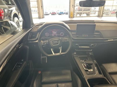 Used 2019 Audi SQ5 Premium Plus w/ Premium Plus Package AWD/4WD image 2