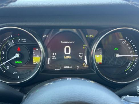 Used 2021 Jeep Wrangler Unlimited Sahara AWD/4WD image 17