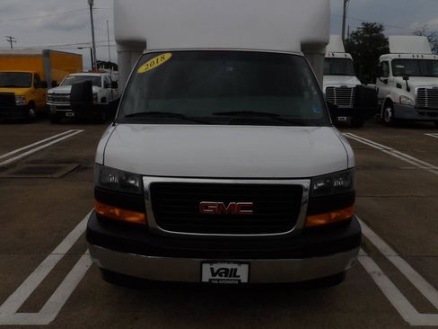 Used 2018 GMC Savana 3500 w/ Power Convenience Package RWD image 5