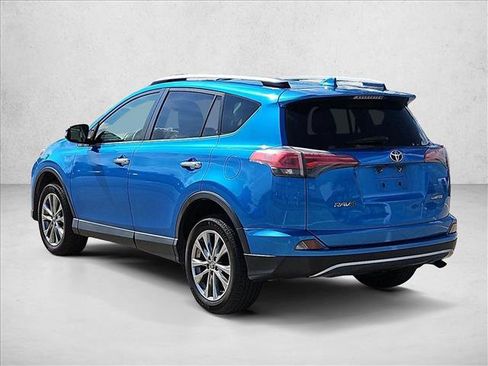Used 2018 Toyota RAV4 Limited FWD image 7