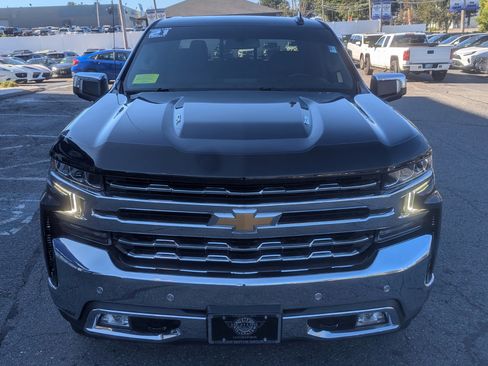 Used 2021 Chevrolet Silverado 1500 LTZ w/ Z71 Off-Road Package image 4