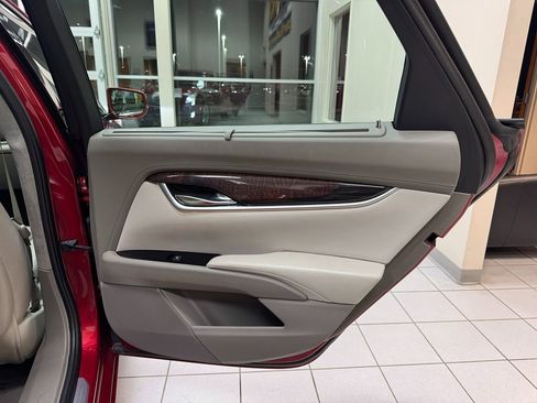 Used 2013 Cadillac XTS Platinum image 49