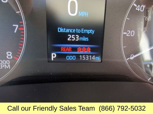 Used 2023 Toyota Corolla LE w/ Carpet Mat Package (TMS) image 17