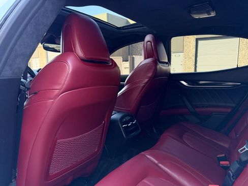 Used 2023 Maserati Ghibli Modena RWD image 13