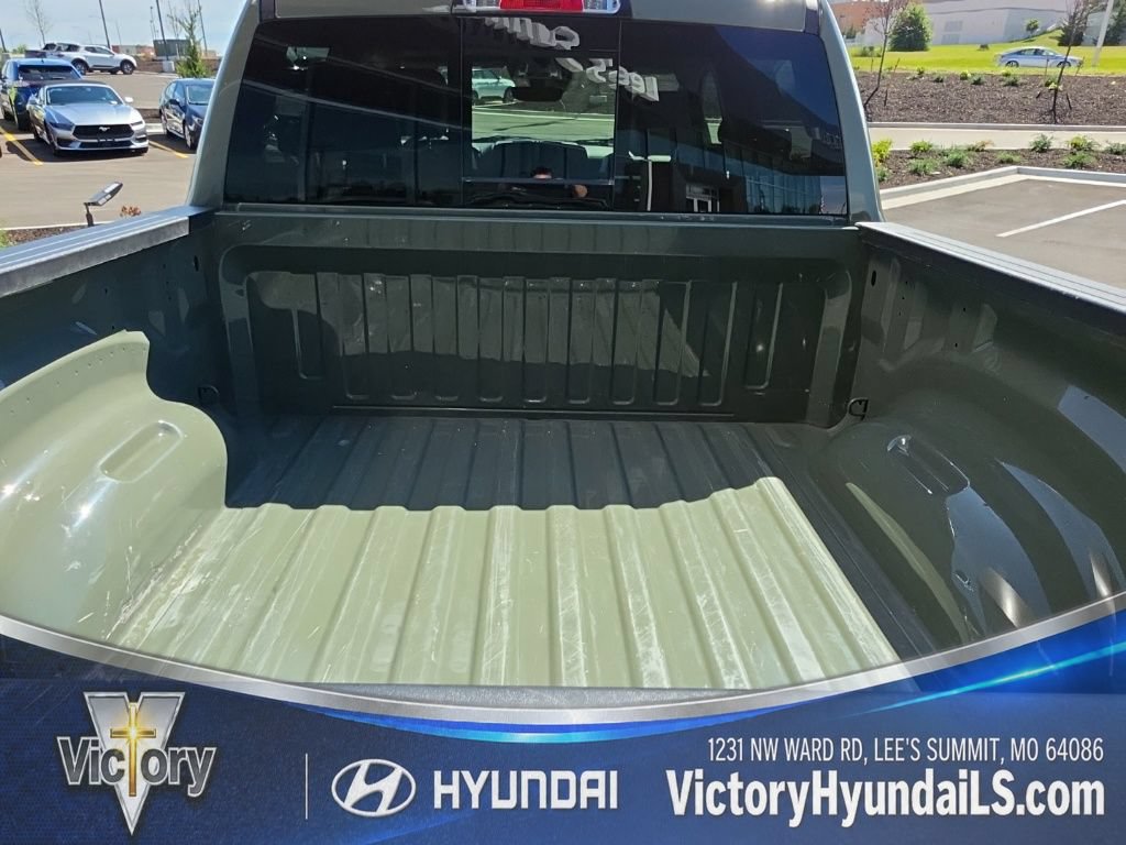 Used 2026 RAM 1500 Laramie AWD/4WD image 5