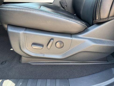 Used 2021 Ford F250 Lariat w/ Lariat Value Package AWD/4WD image 14