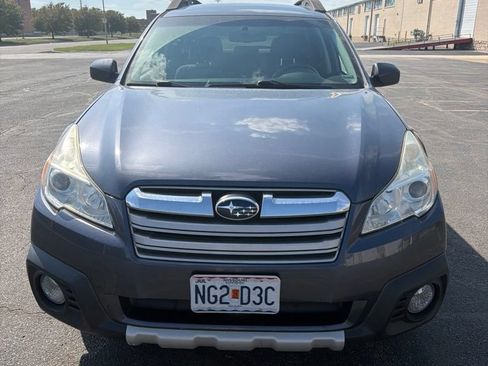Used 2014 Subaru Outback 2.5i Premium AWD/4WD image 3