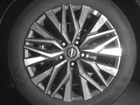 Used 2025 Nissan Altima 2.5 SV image 12