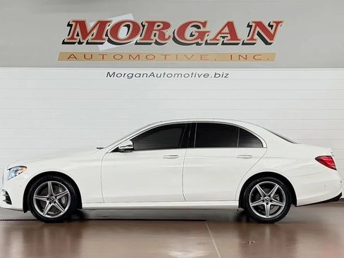 Used 2018 Mercedes-Benz E 300 4MATIC image 3