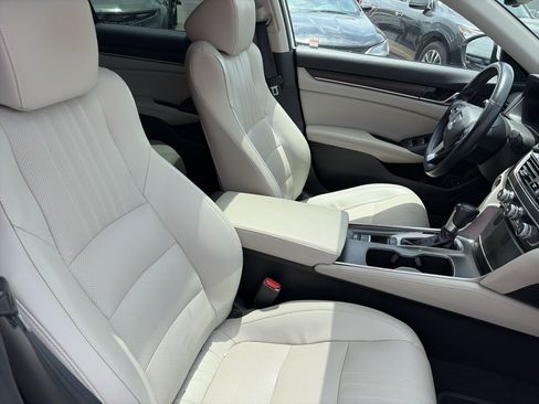 Used 2018 Honda Accord EX-L image 18