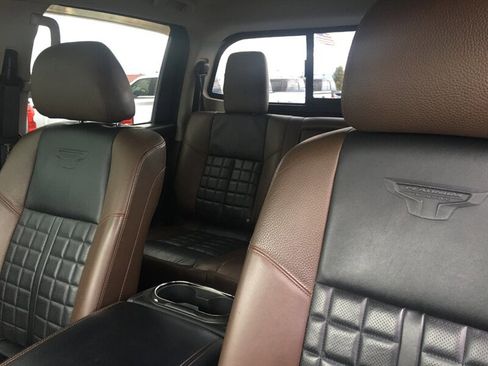 Used 2018 Nissan Titan Platinum Reserve image 7