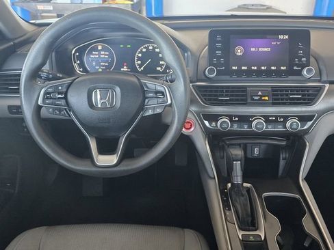 Used 2018 Honda Accord LX image 14