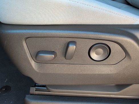 New 2026 Chevrolet Tahoe LS image 14