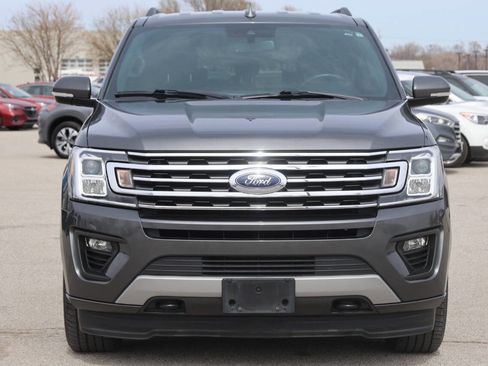 Used 2019 Ford Expedition XLT w/ Equipment Group 202A image 2