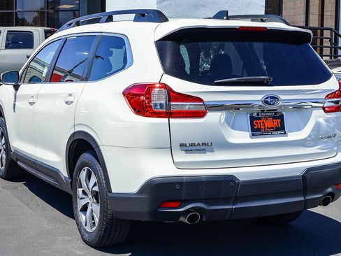 Used 2022 Subaru Ascent Premium w/ Convenience Package AWD/4WD image 23