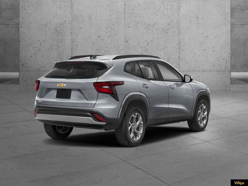 New 2026 Chevrolet Trax RS image 2