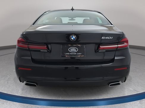 Used 2021 BMW 540i w/ Premium Package image 6